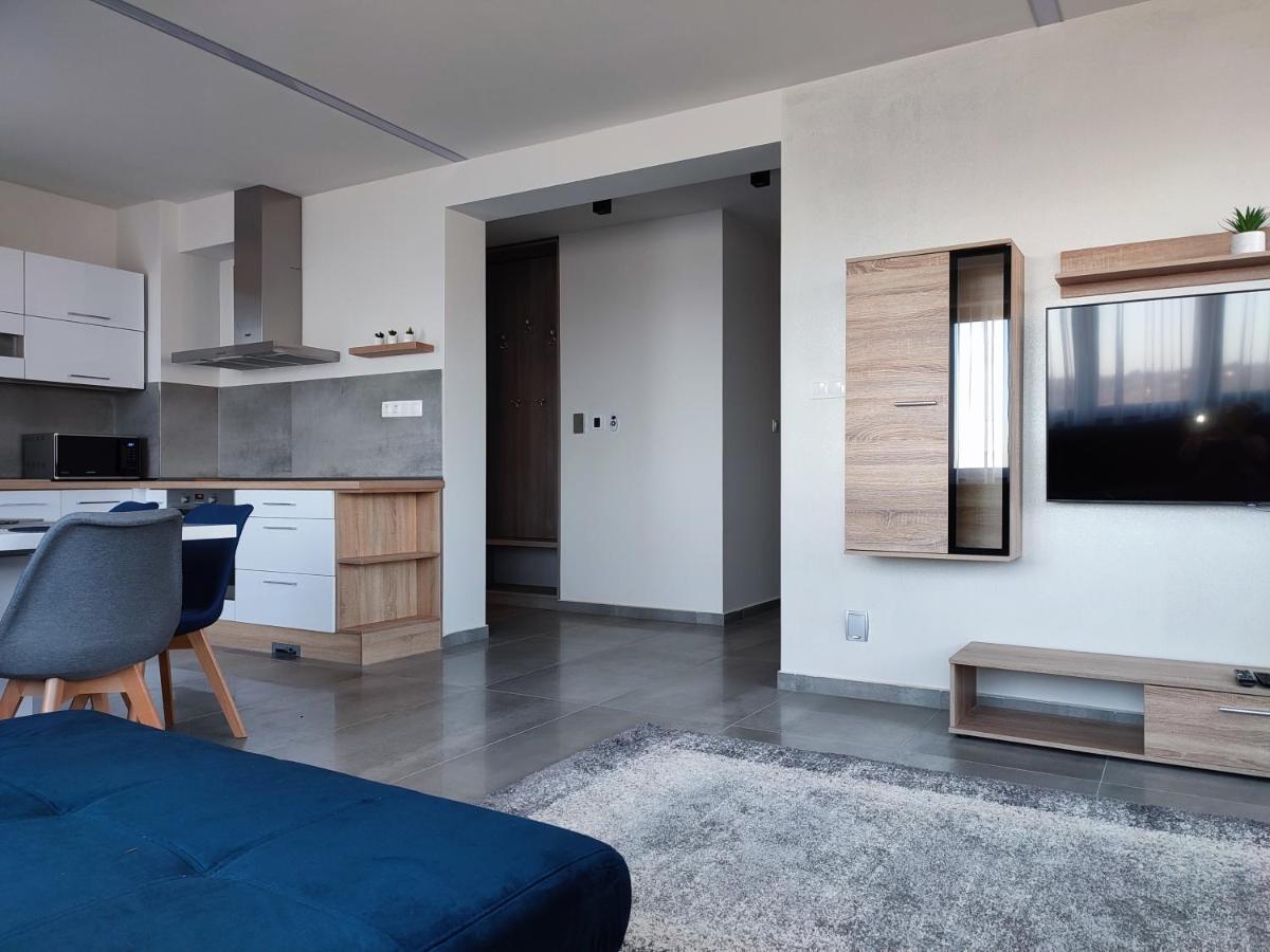 Gamma Apartmanok Es Jakuzzi Miskolc Eksteriør bilde