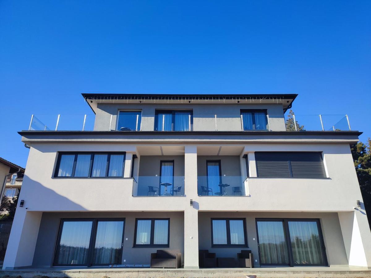 Gamma Apartmanok Es Jakuzzi Miskolc Eksteriør bilde